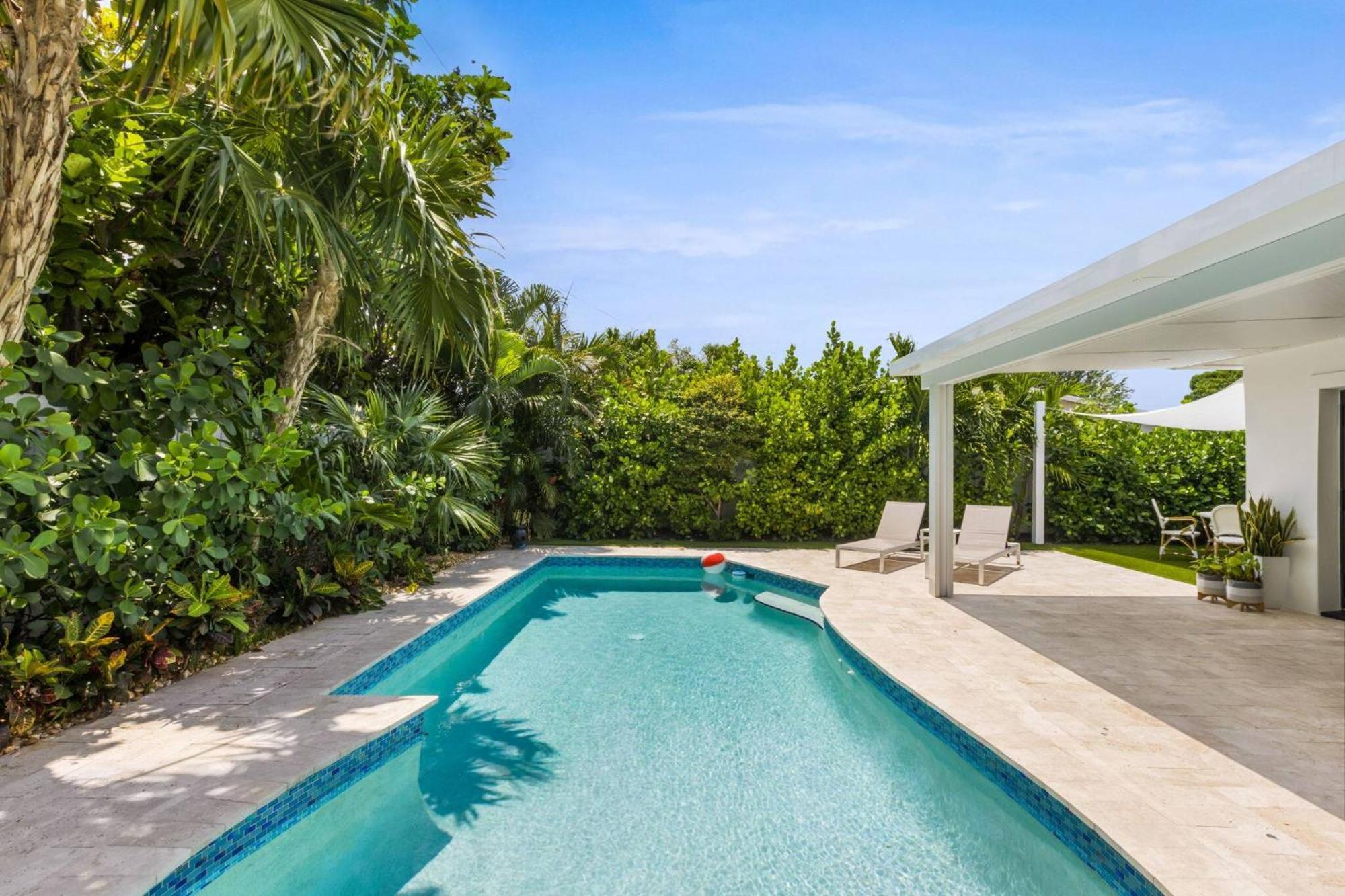 New! Luxurious Villa With Pool In 웨스트 팜 비치 외부 사진
