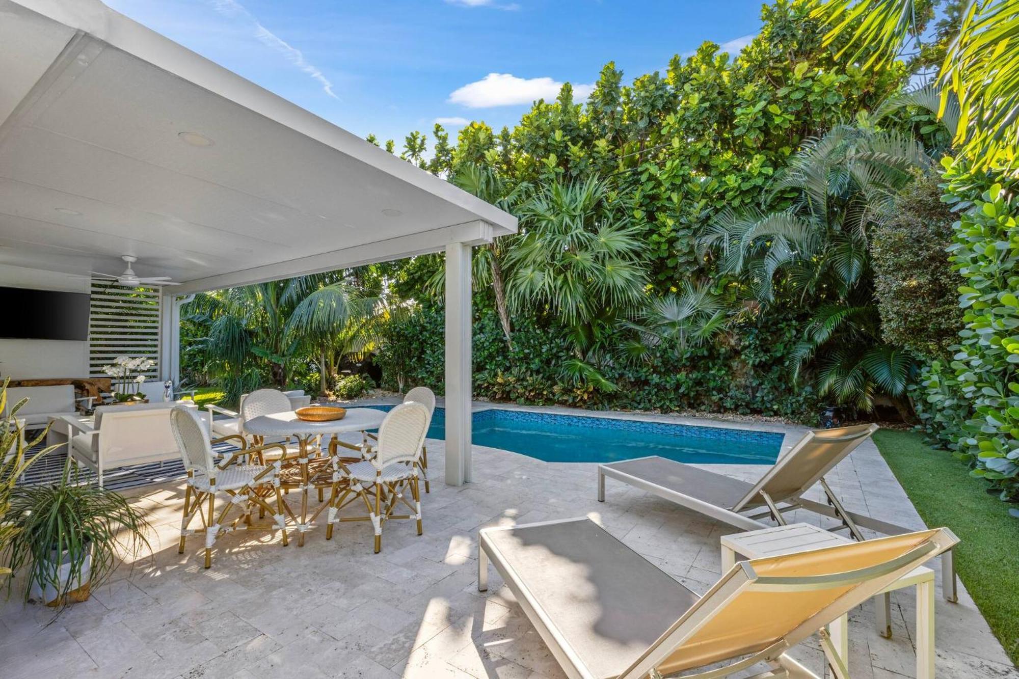 New! Luxurious Villa With Pool In 웨스트 팜 비치 외부 사진